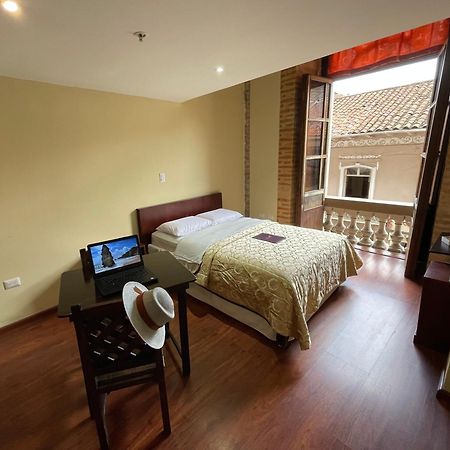 Flore Hotel Boutique Cuenca Luaran gambar