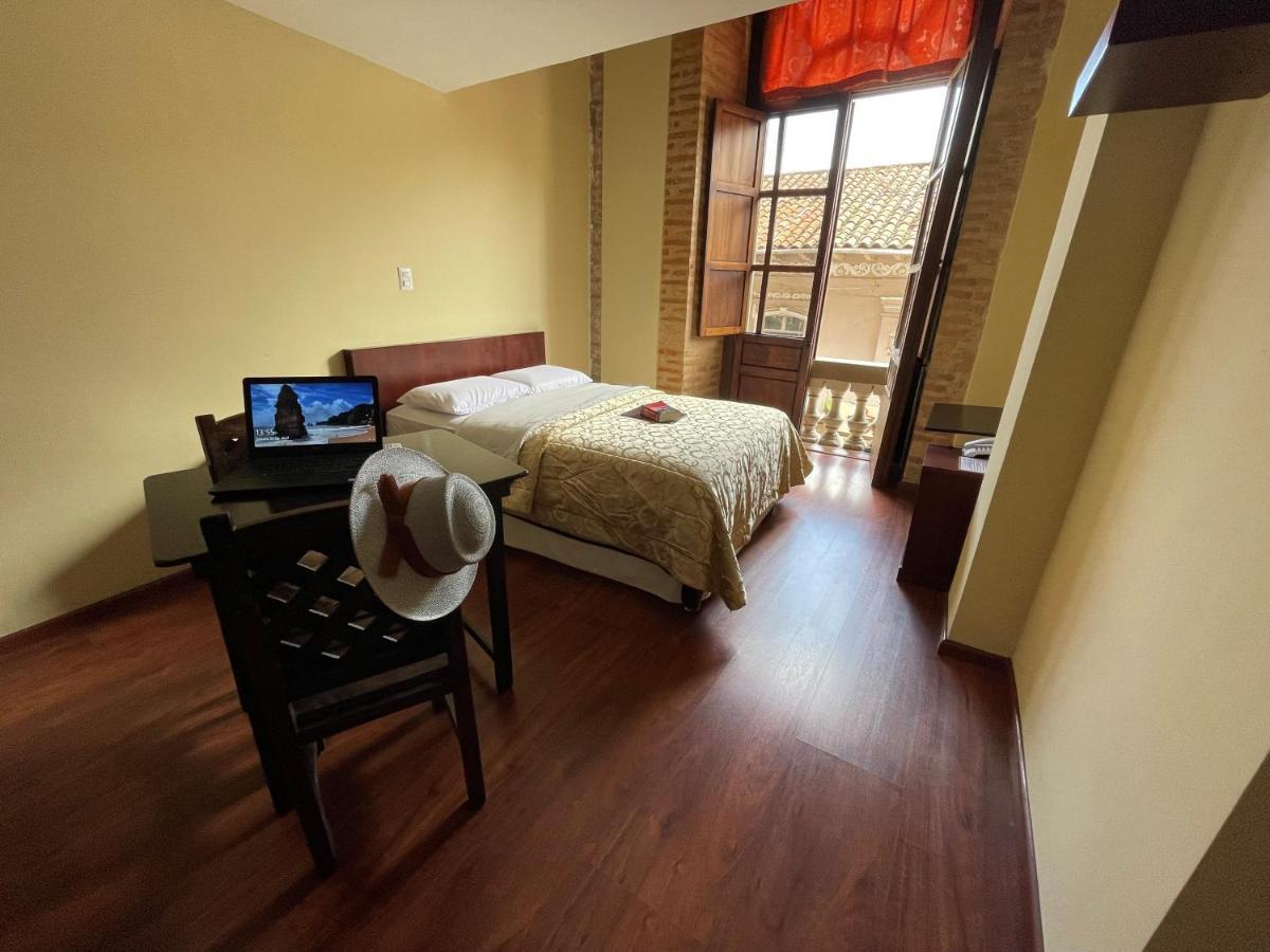 Flore Hotel Boutique Cuenca Luaran gambar