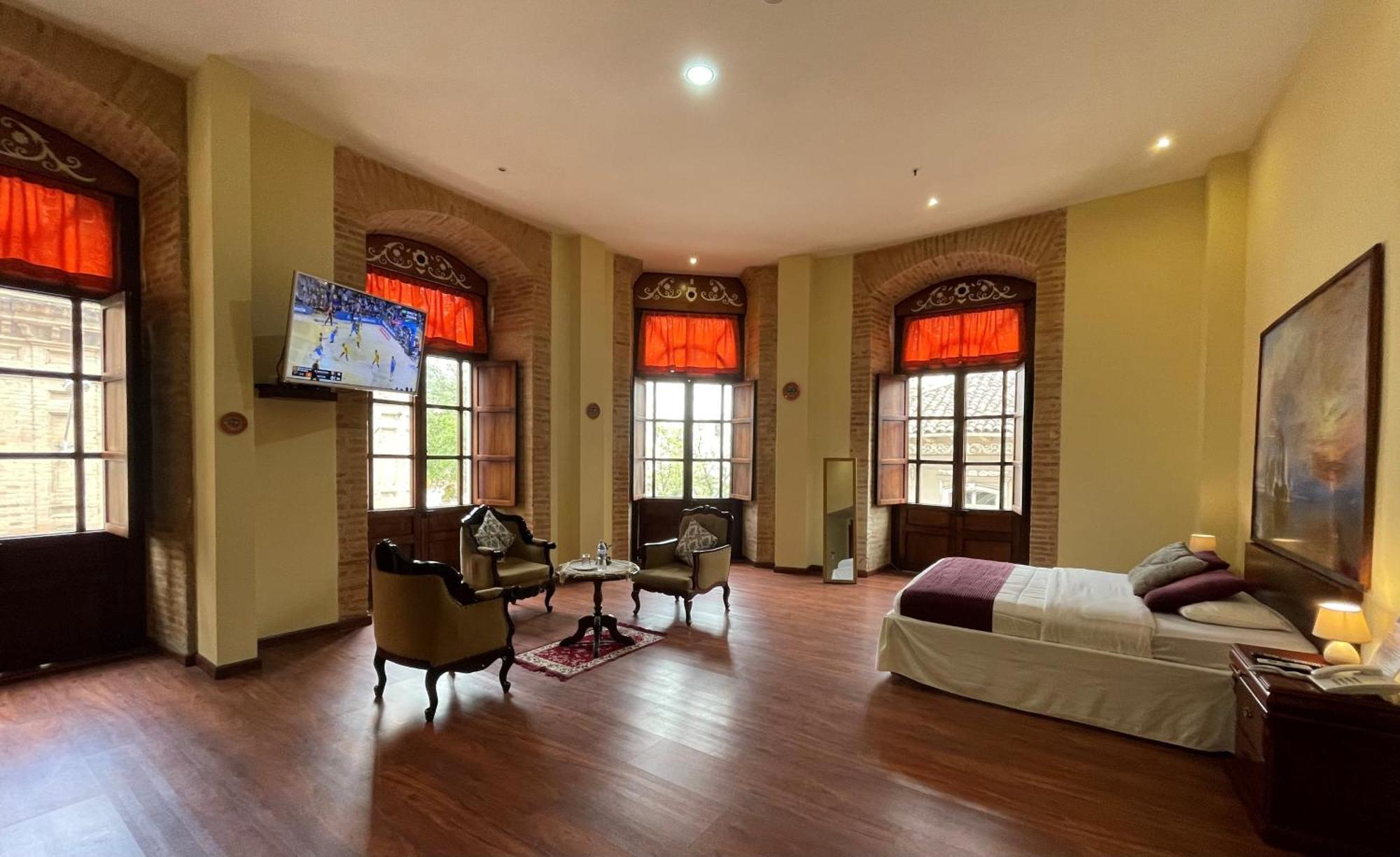 Flore Hotel Boutique Cuenca Luaran gambar
